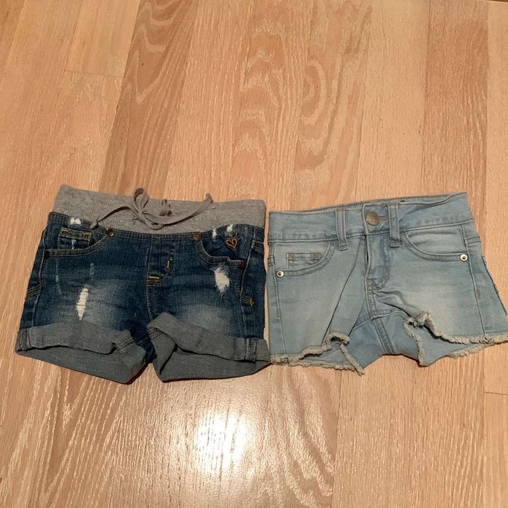 Bundle of 2 jean shorts